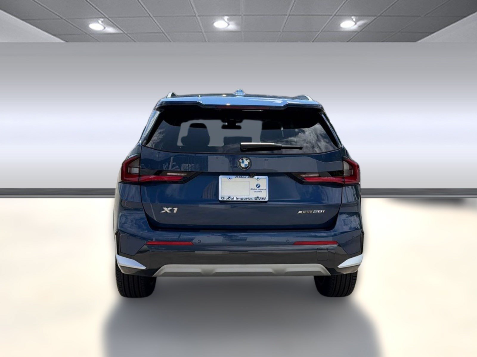 Used 2025 BMW X1 xDrive28i AWD/4WD image 9
