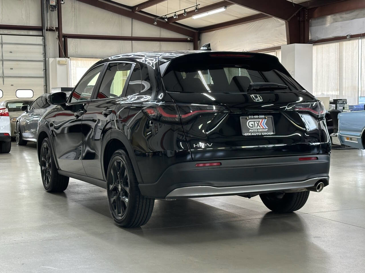 Used 2023 Honda HR-V Sport image 4