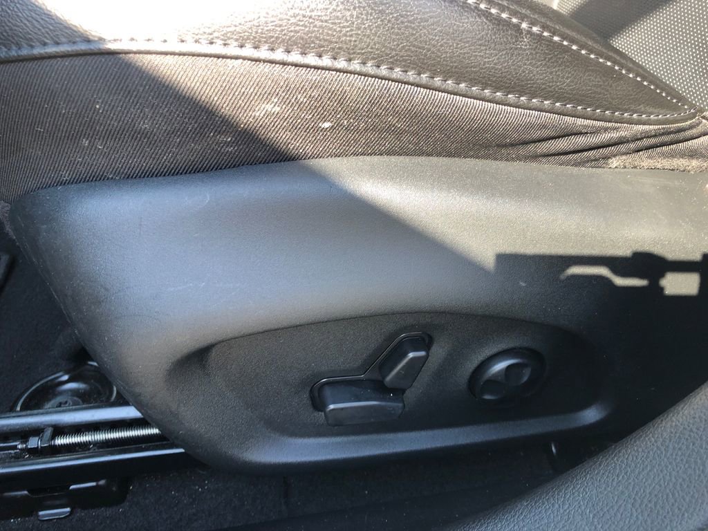 Used 2020 Jeep Compass Limited AWD/4WD image 20