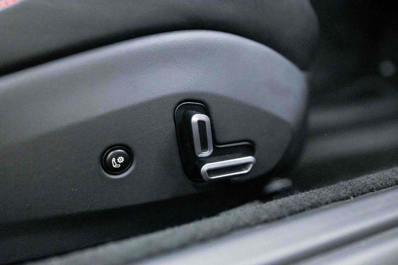 Used 2019 Ferrari Portofino RWD image 77