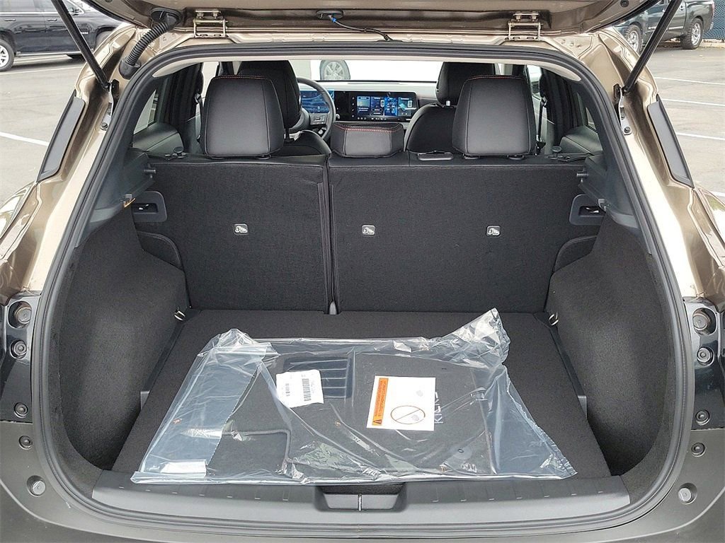 New 2026 Nissan Kicks SR w/ SR Premium Package image 16