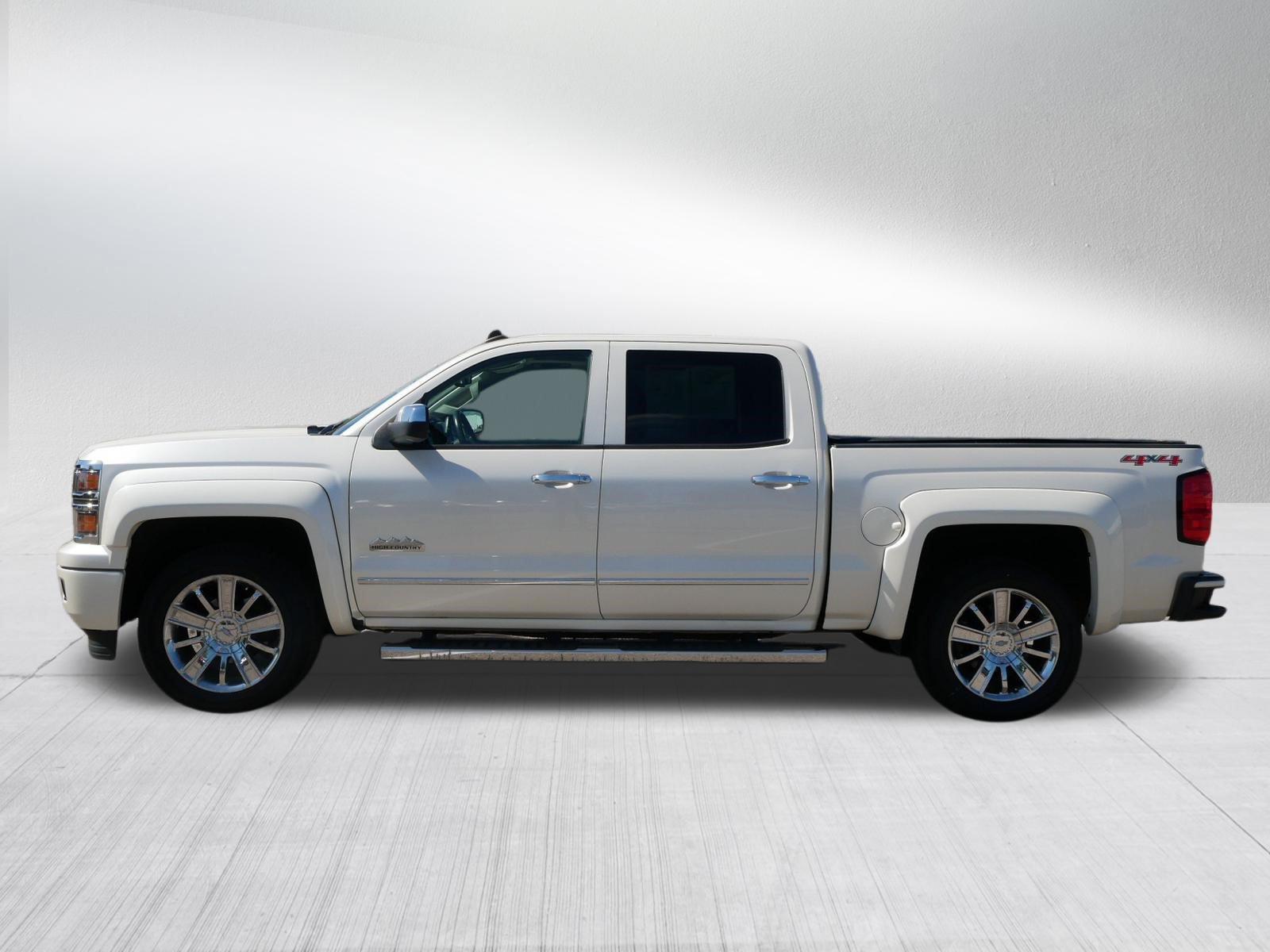 Used 2014 Chevrolet Silverado 1500 High Country w/ High Country Premium Package AWD/4WD image 4