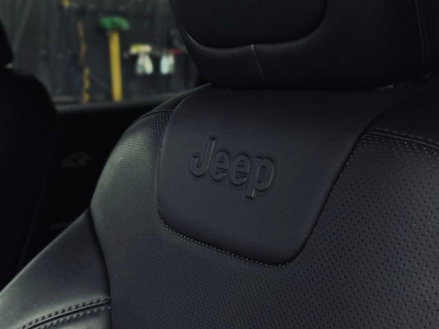 Used 2022 Jeep Cherokee Latitude Lux image 18