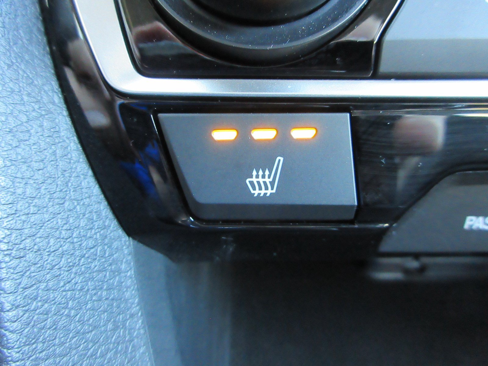 Used 2019 Honda Civic EX image 40