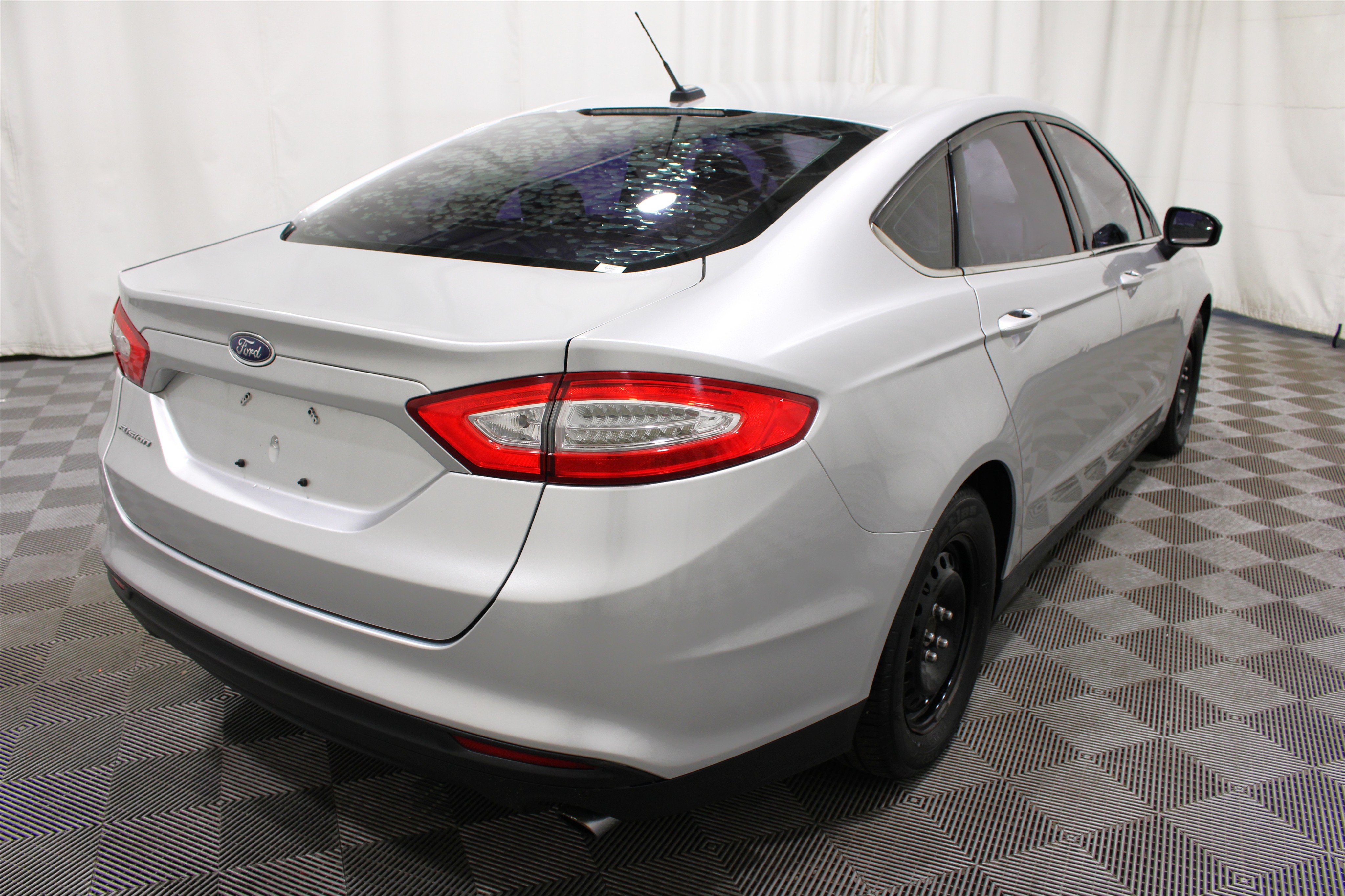 Used 2014 Ford Fusion S FWD image 24