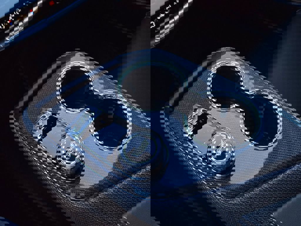 New 2025 Cadillac Optiq Sport 1 image 23