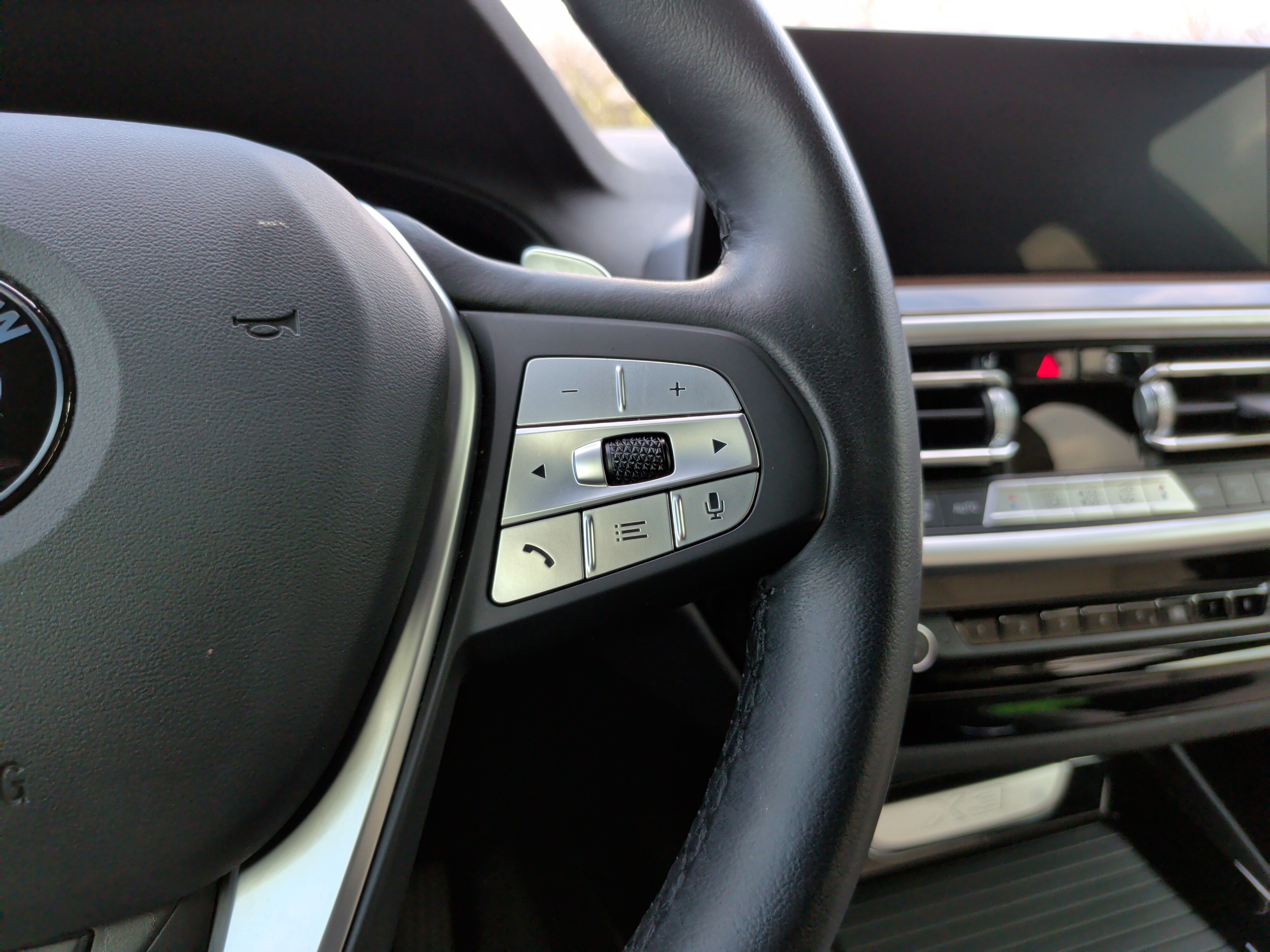 Used 2024 BMW X3 sDrive30i w/ Convenience Package image 23