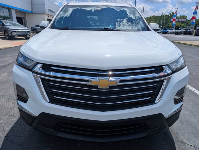 Used 2023 Chevrolet Traverse LT FWD image 8