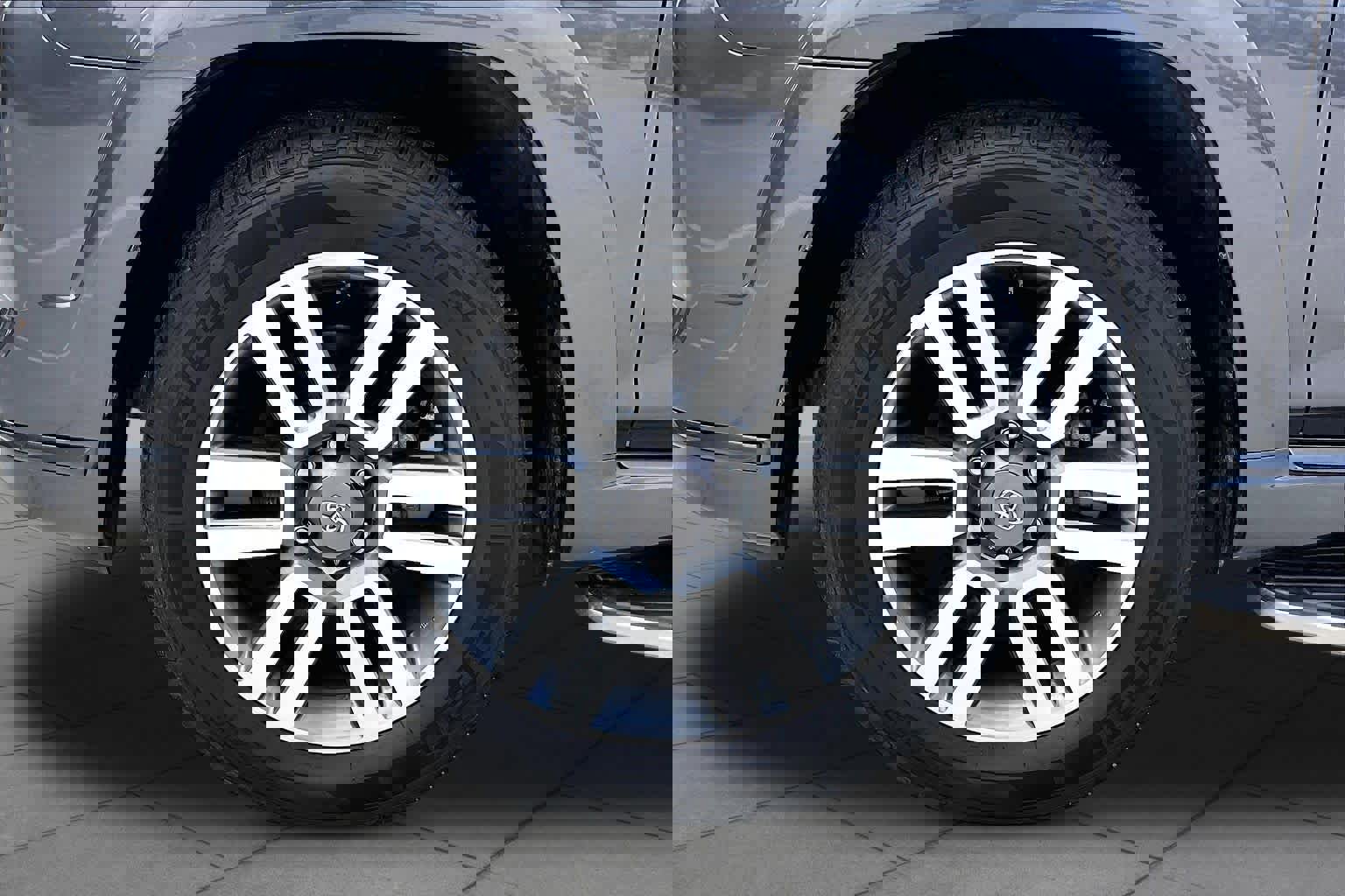 Used 2022 Toyota 4Runner TRD Sport w/ Technology Package image 11