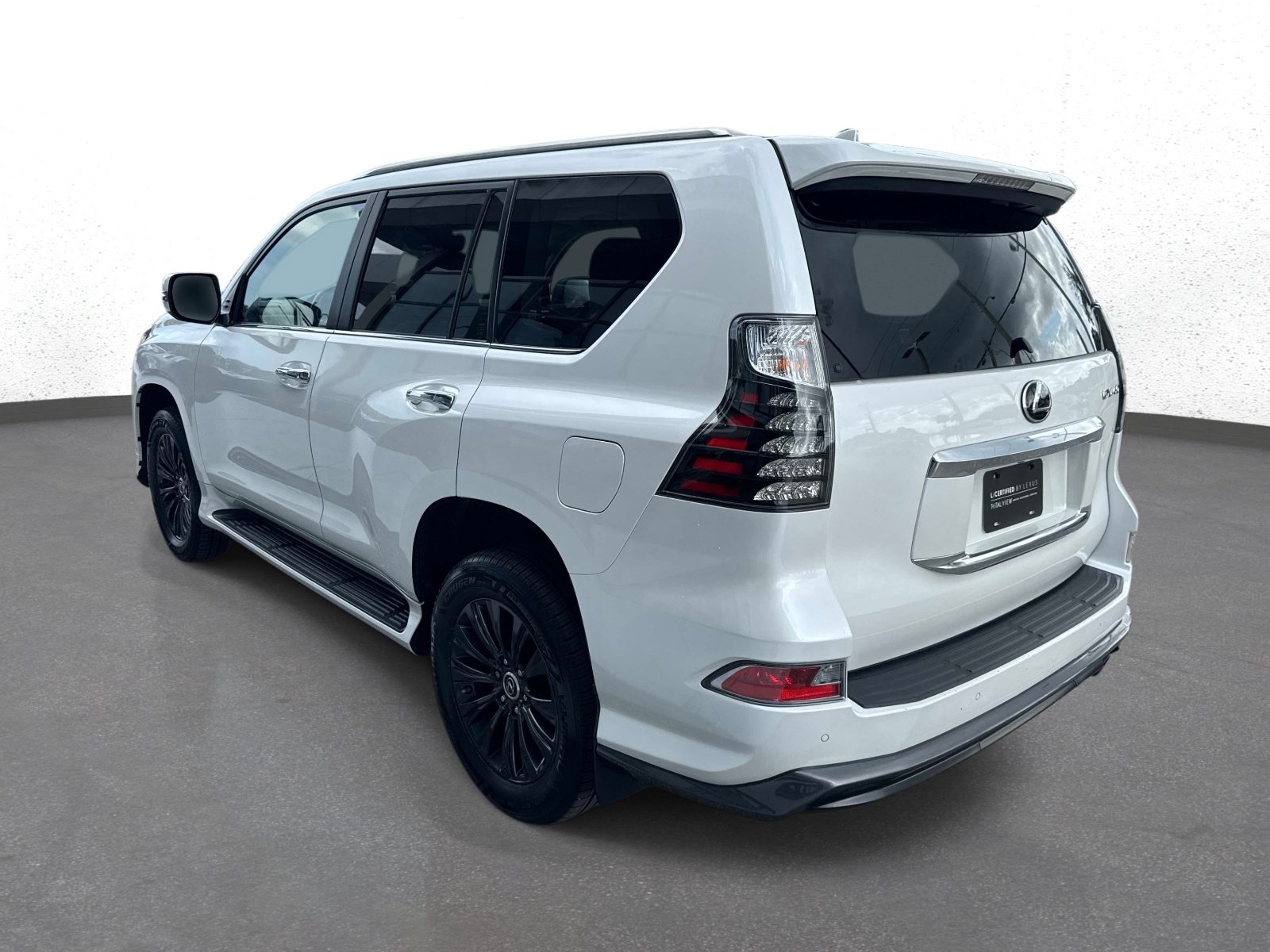 Certified 2023 Lexus GX 460 Premium w/ Accessory Package AWD/4WD image 5