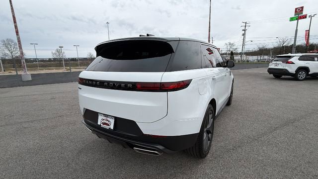 Used 2025 Land Rover Range Rover Sport SE image 5