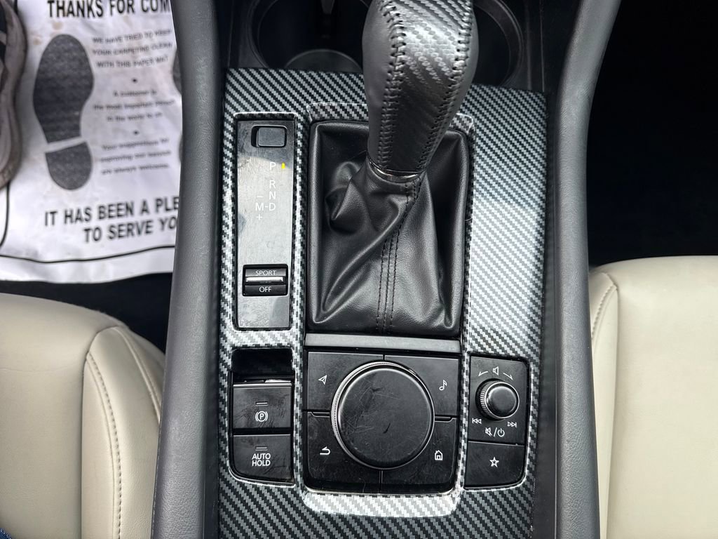 Used 2020 MAZDA MAZDA3 Hatchback w/ Preferred Package image 21