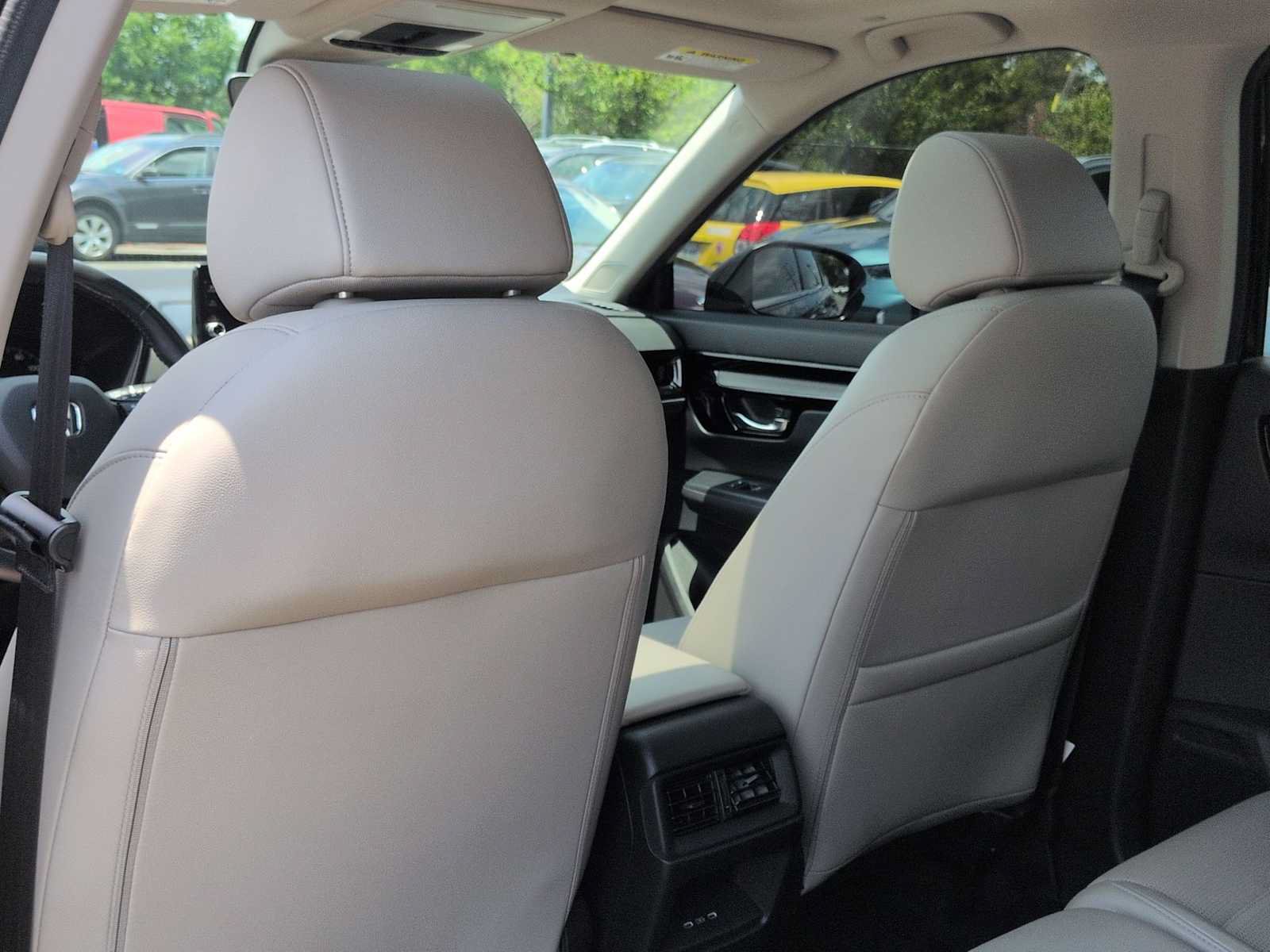 Used 2025 Honda CR-V EX-L image 18