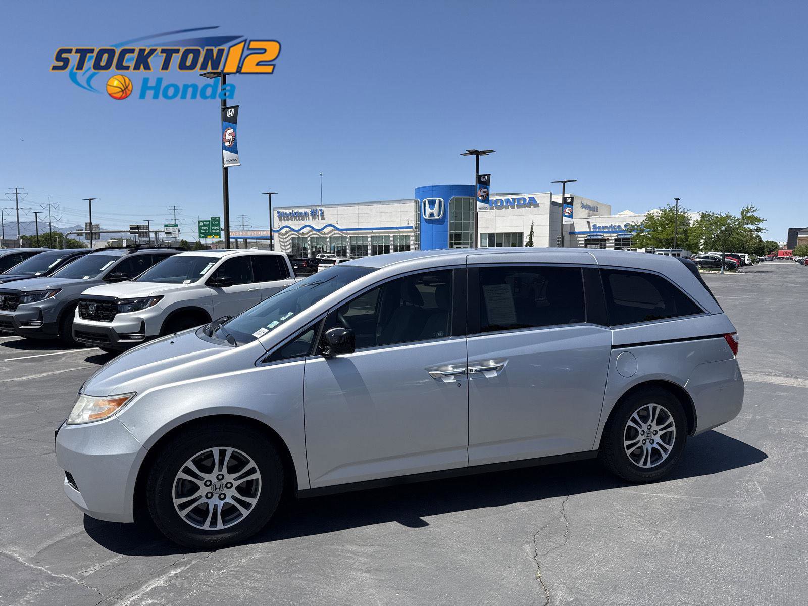 Used 2012 Honda Odyssey EX image 1
