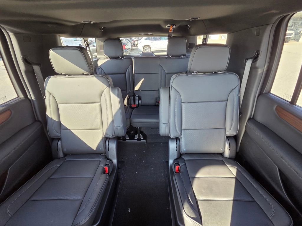 New 2026 GMC Yukon XL Denali w/ Sun & Power Step Package image 30