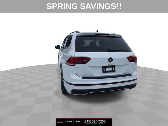 Used 2024 Volkswagen Tiguan SE R-Line image 8