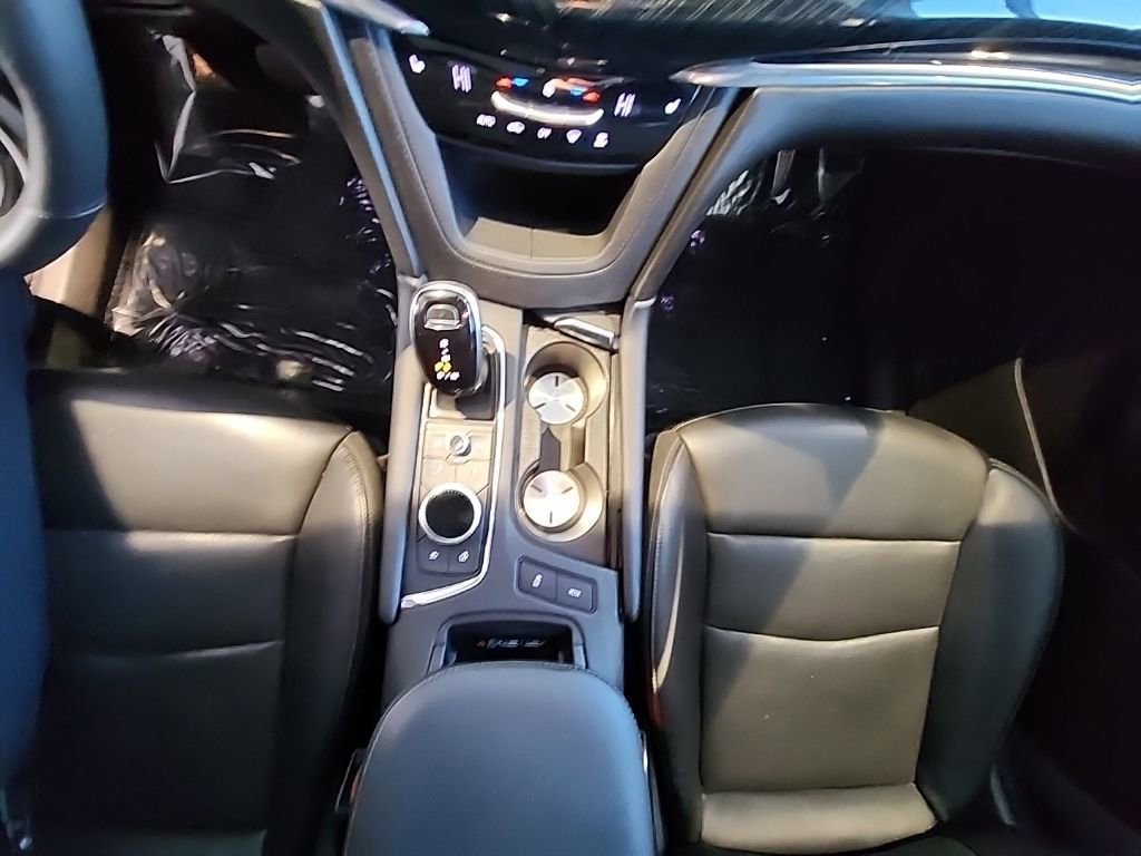 Used 2020 Cadillac XT6 Premium Luxury image 35