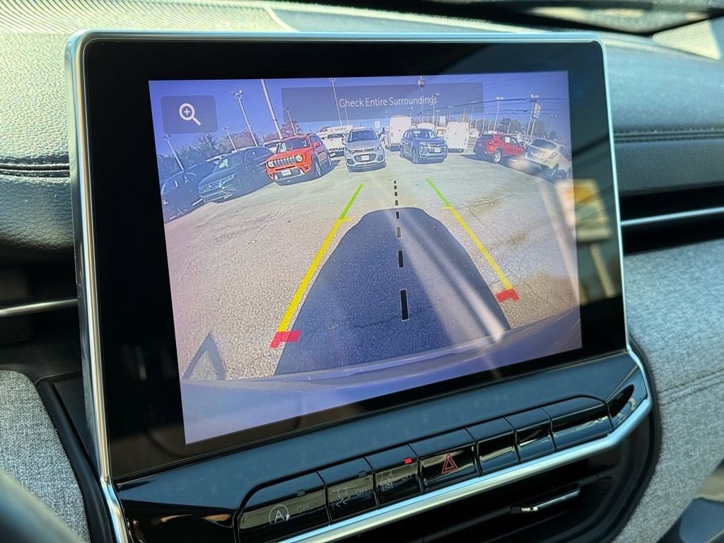 Used 2022 Jeep Compass Latitude image 23