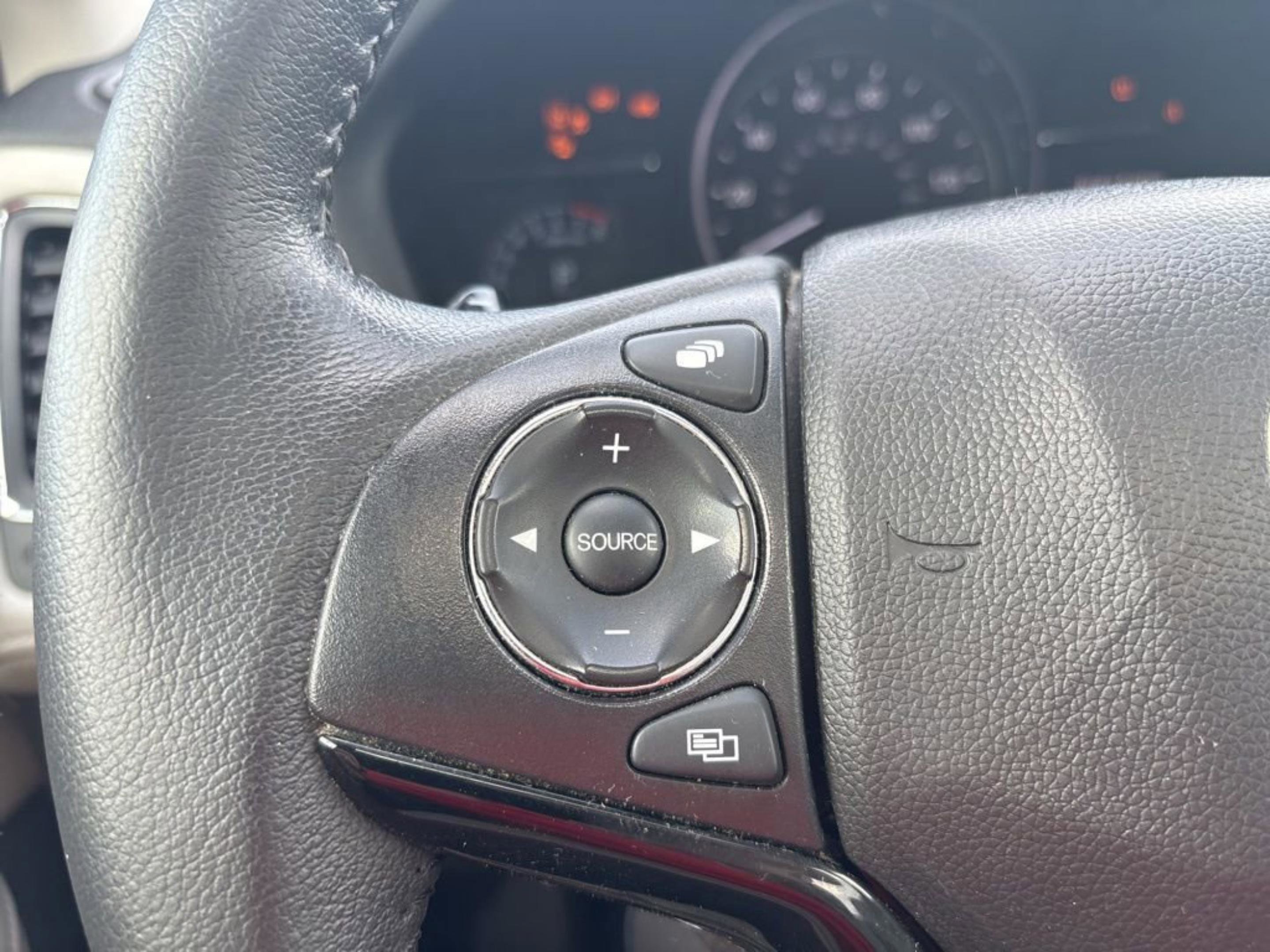 Used 2022 Honda HR-V EX-L image 14