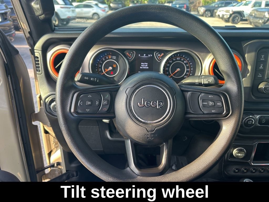 Used 2020 Jeep Gladiator Sport AWD/4WD image 16