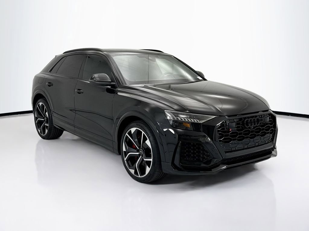 Used 2024 Audi RS Q8 image 3
