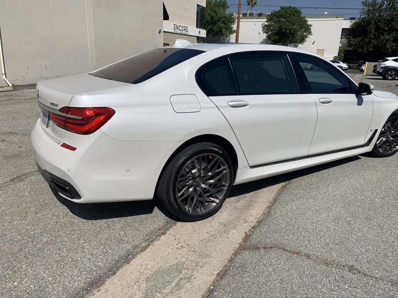 Used 2016 BMW 750i xDrive AWD/4WD image 10