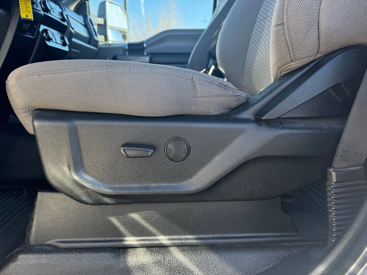 Used 2021 Ford F350 XLT w/ XLT Value Package AWD/4WD image 13