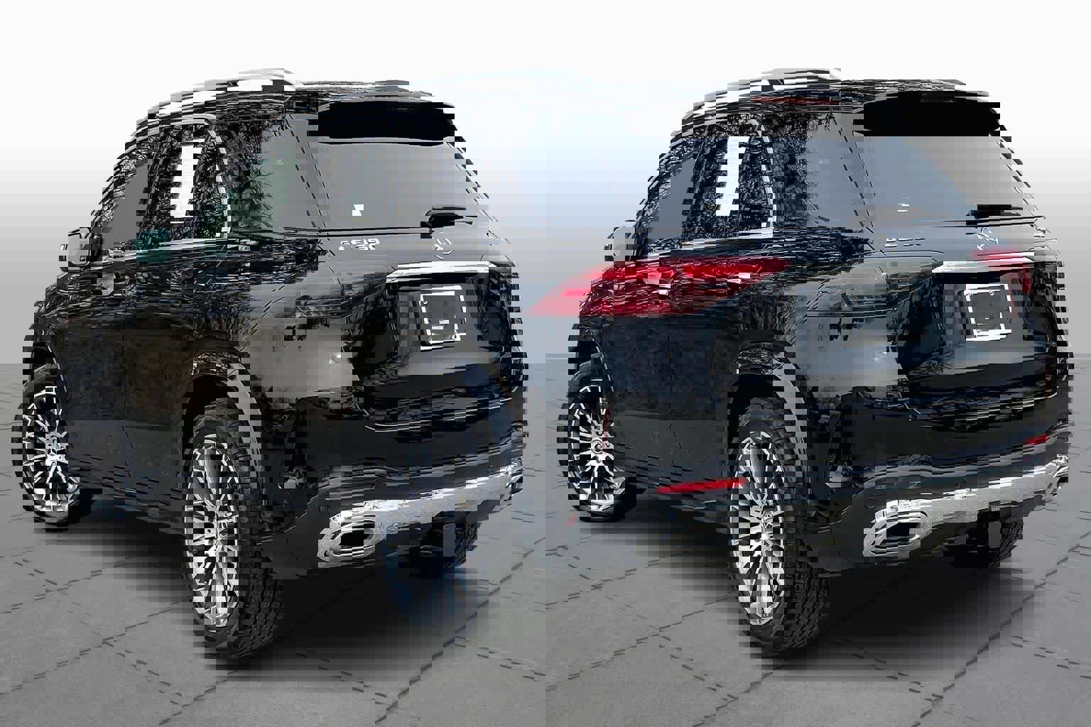 Used 2024 Mercedes-Benz GLE 350 4MATIC image 12