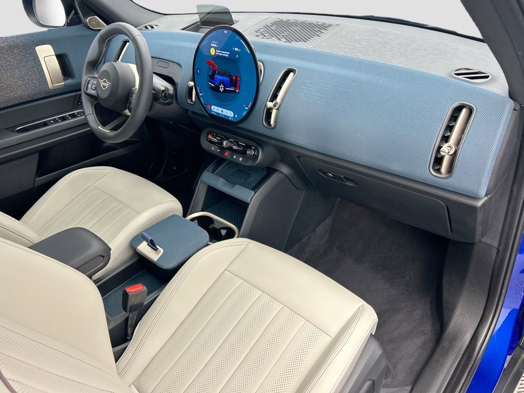 Certified 2025 MINI Cooper Countryman S w/ Comfort Package Max image 19