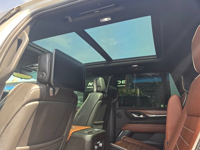 Used 2023 GMC Yukon Denali Ultimate AWD/4WD image 39