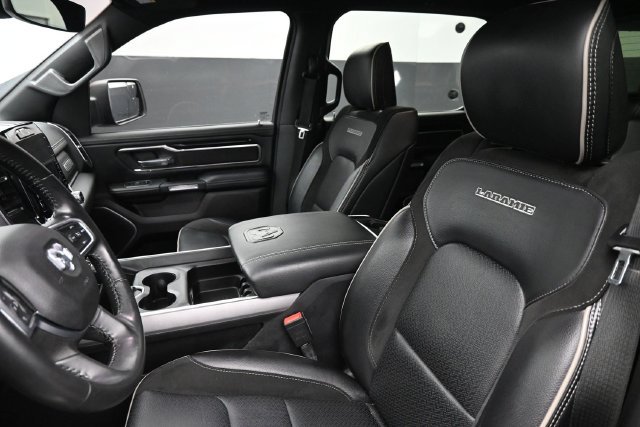 Used 2022 RAM 1500 Laramie w/ Sport Appearance Package AWD/4WD image 17