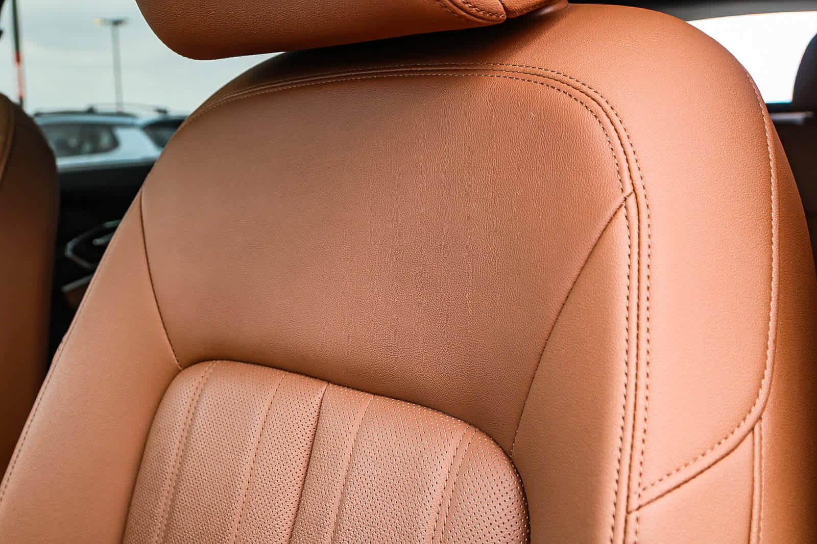 Used 2022 Audi e-tron Premium Plus w/ Premium Plus Package image 27