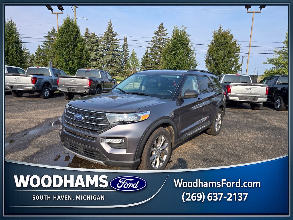 Certified 2023 Ford Explorer XLT w/ Equipment Group 202A AWD/4WD image 1