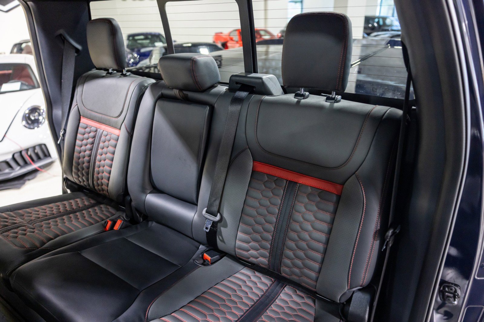 Used 2025 Ford F150 Lariat w/ Equipment Group 501A Mid image 35