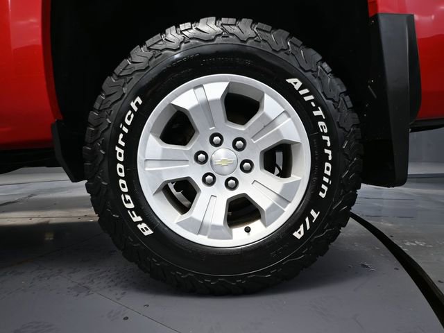Used 2018 Chevrolet Silverado 1500 LT w/ All Star Edition image 16