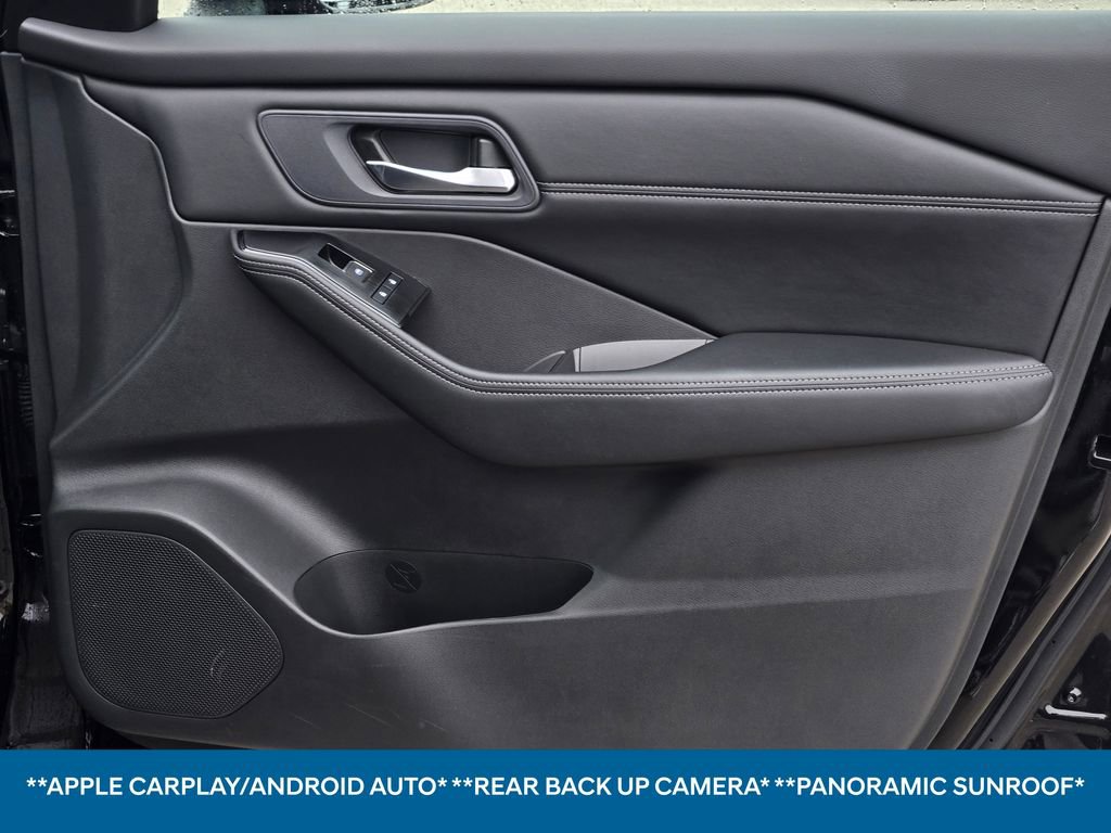 Used 2024 Nissan Rogue SL w/ SL Premium Package image 7