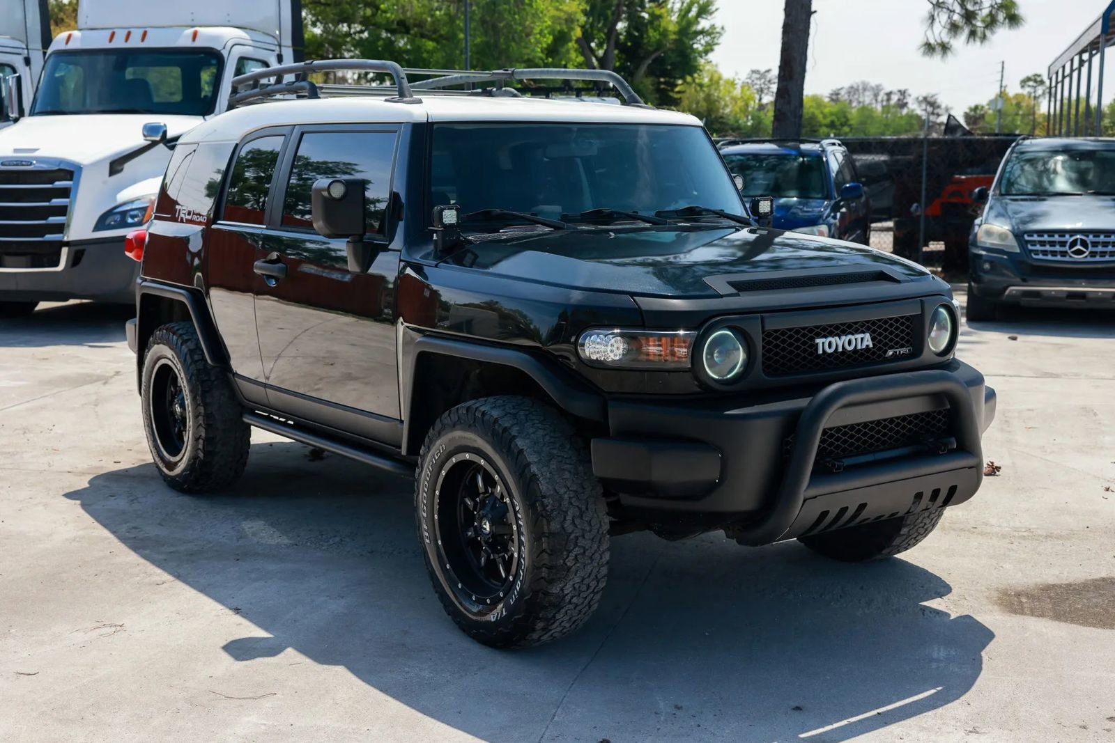 Used 2007 Toyota FJ Cruiser 2WD image 9