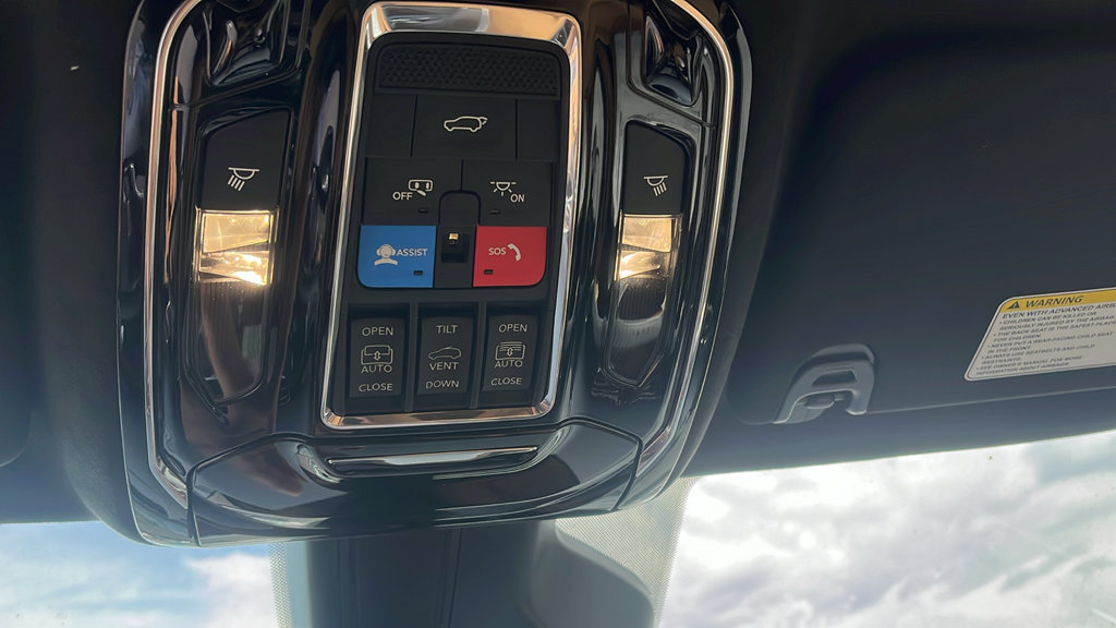 New 2026 Jeep Grand Wagoneer Summit AWD/4WD image 17