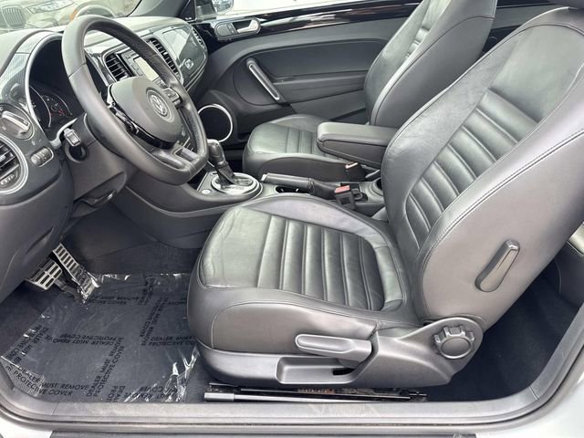 Used 2012 Volkswagen Beetle 2.0T image 8
