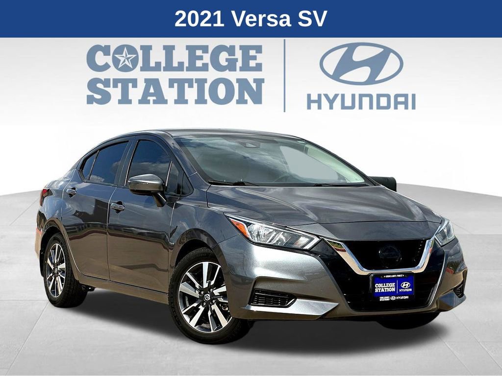 Used 2021 Nissan Versa SV image 1