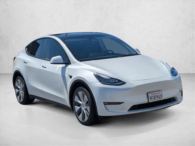 Used 2022 Tesla Model Y Long Range AWD/4WD image 3