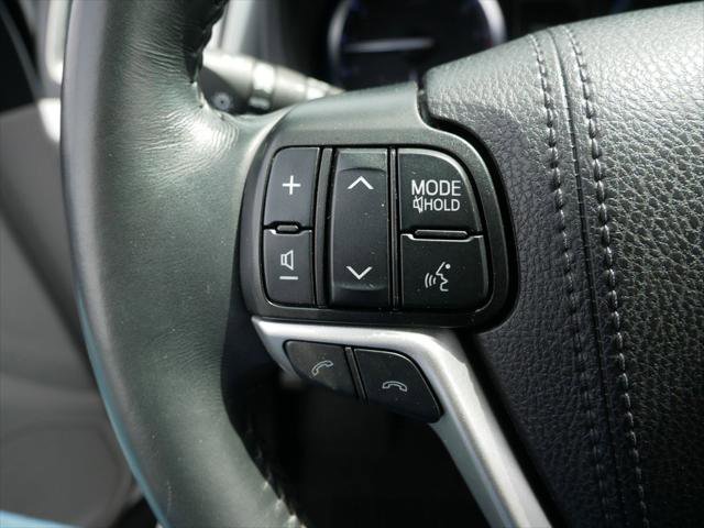 Certified 2019 Toyota Highlander XLE AWD/4WD image 25