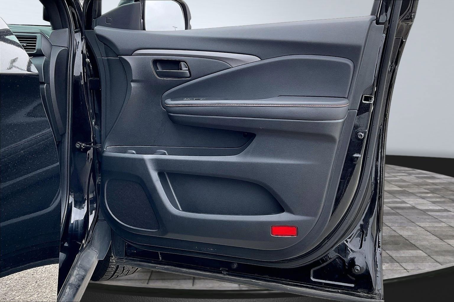 Used 2022 Honda Passport TrailSport image 18