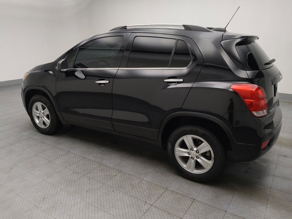 Used 2020 Chevrolet Trax LT w/ LT Convenience Package image 3