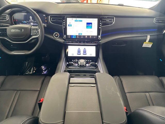 New 2026 Jeep Grand Wagoneer Summit AWD/4WD image 36