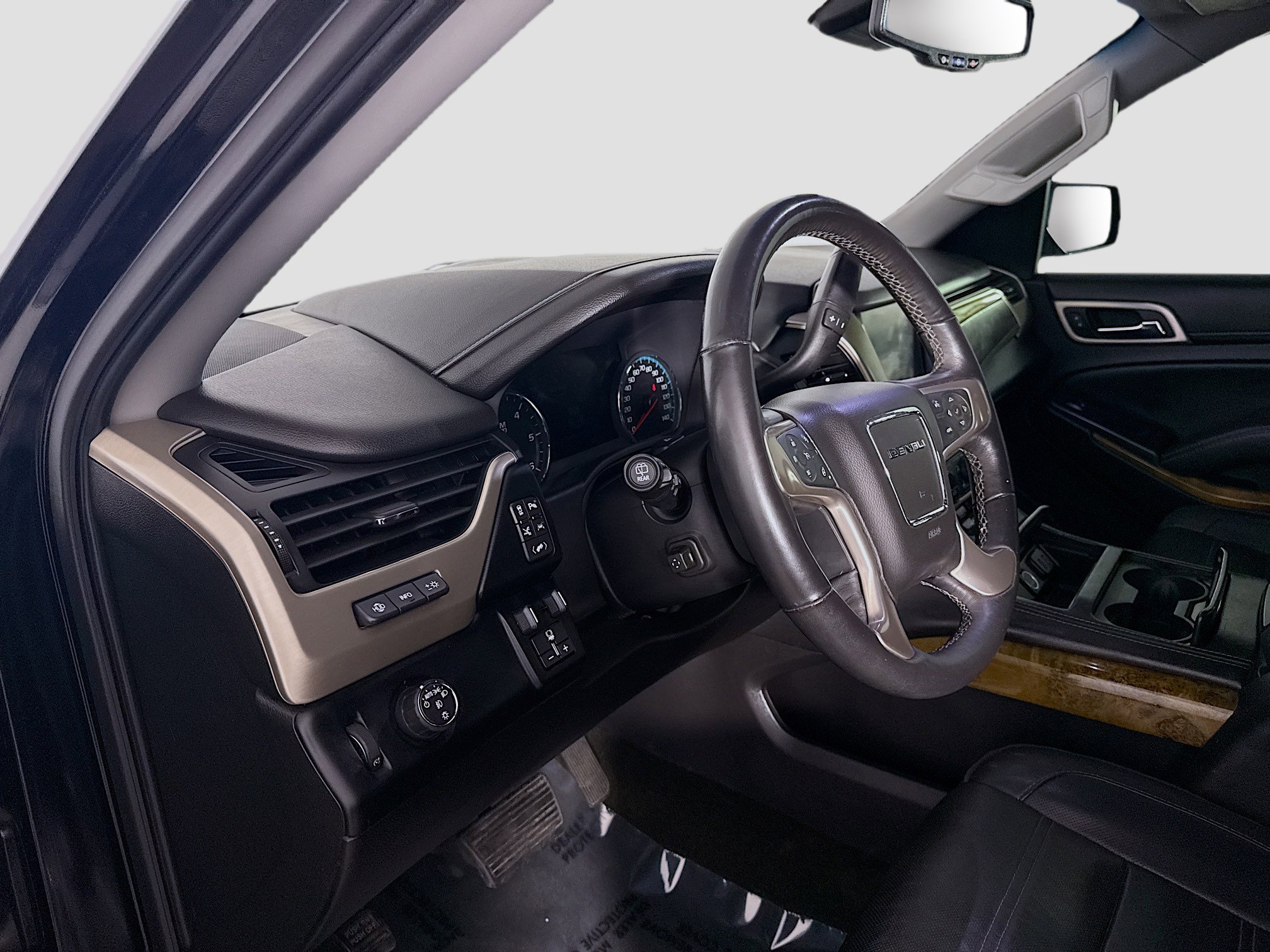 Used 2017 GMC Yukon Denali w/ Open Road Package image 23
