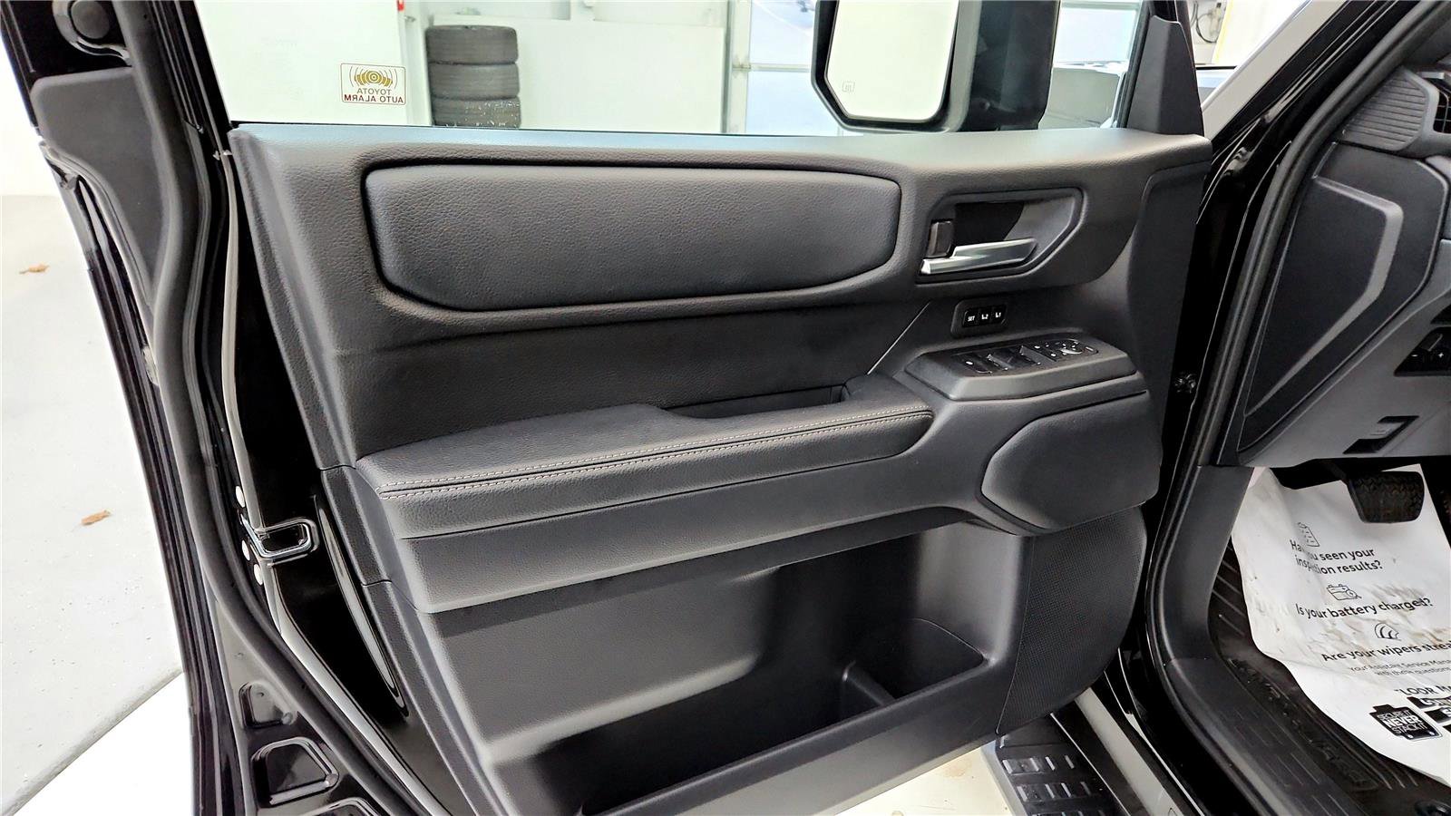 Used 2024 Toyota Land Cruiser image 23