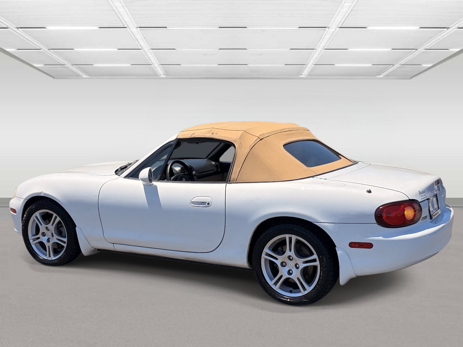 Used 2004 MAZDA MX-5 Miata LS RWD image 30