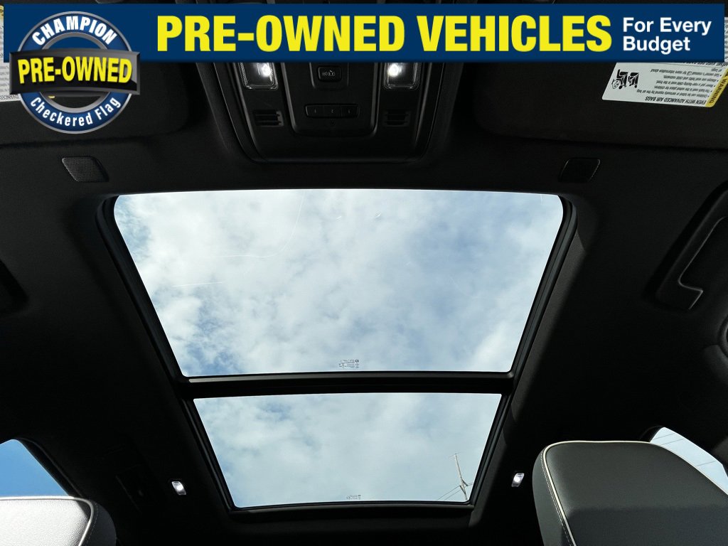 Used 2022 GMC Yukon SLT w/ SLT Premium Package image 42