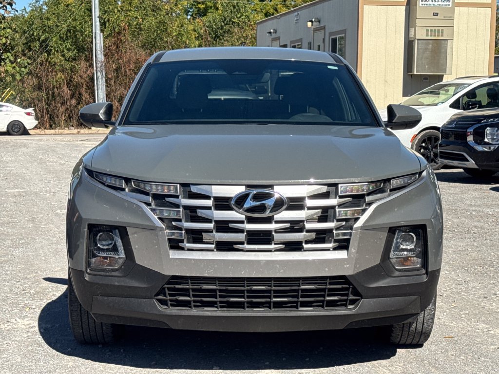 Used 2023 Hyundai Santa Cruz SE FWD image 8
